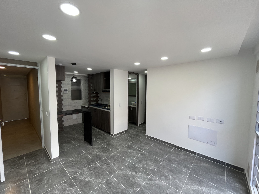 Apartamento de 2 habitaciones en arriendo en Hayuelos, Bogotá — imagen 1 de 16