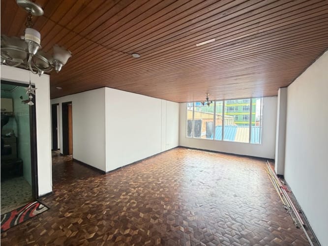 Apartamento de 3 alcobas en venta en Chapinero, Bogotá, 82 m² · foto 3 de 20