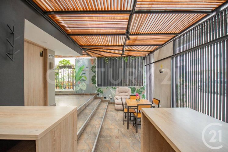 Edificio en venta en Guayabal, Medellín, 323 m² · foto 3 de 24