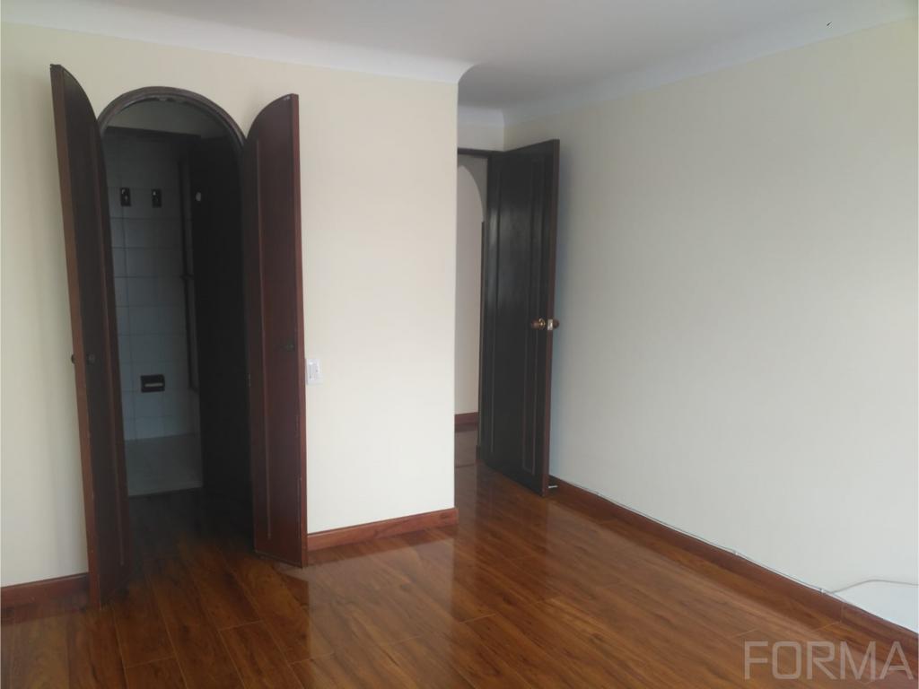 Apartamento en venta en Los Cedros, Bogotá · foto 5 de 14