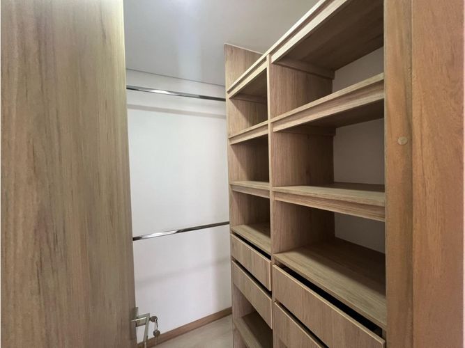 Apartaestudio en venta en Vía Las Palmas, Medellín, 51 m² · foto 12 de 24