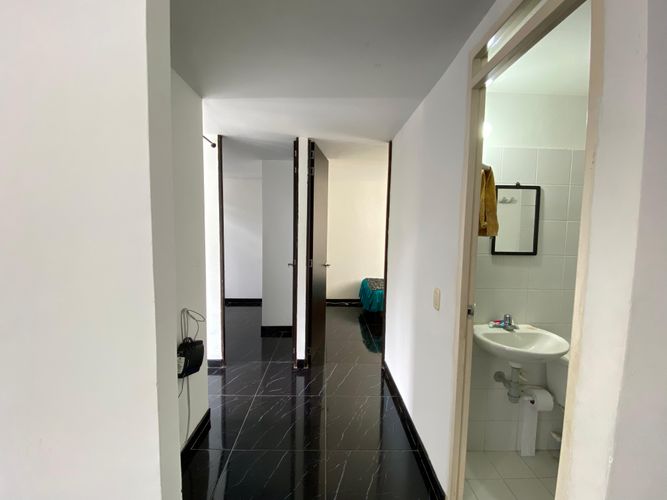Apartamento de 3 alcobas en venta en Malaga, Pereira, 45 m² · foto 5 de 9