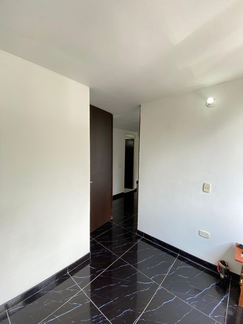 Apartamento de 3 alcobas en venta en Malaga, Pereira, 45 m² · foto 9 de 9