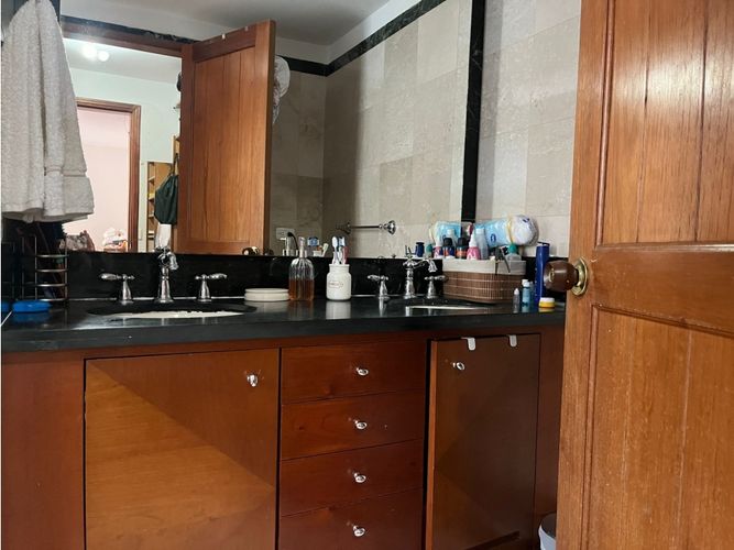 Apartamento de 3 alcobas en venta en Chicó Reservado, Bogotá, 150 m² · foto 14 de 19