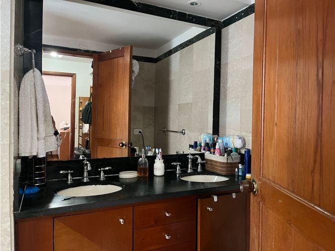 Apartamento de 3 alcobas en venta en Chicó Reservado, Bogotá, 150 m² · foto 15 de 19
