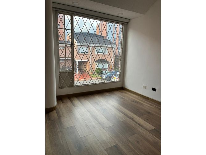 Casa de 5 alcobas en venta en Nuevo Country, Bogotá, 272 m² · foto 11 de 24