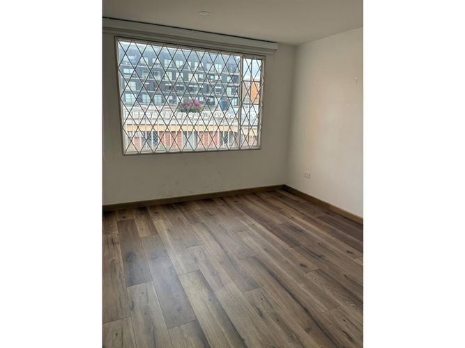 Casa de 5 alcobas en venta en Nuevo Country, Bogotá, 272 m² · foto 23 de 24