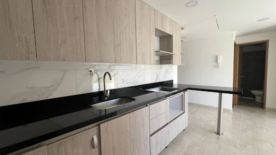 Apartamento de 3 alcobas en venta en La Ceja, 70 m² · foto 3 de 16