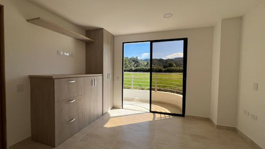 Apartamento de 3 alcobas en venta en La Ceja, 70 m² · foto 8 de 16