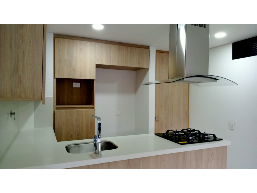 Apartamento de 2 habitaciones en arriendo en Medellín — imagen 1 de 23