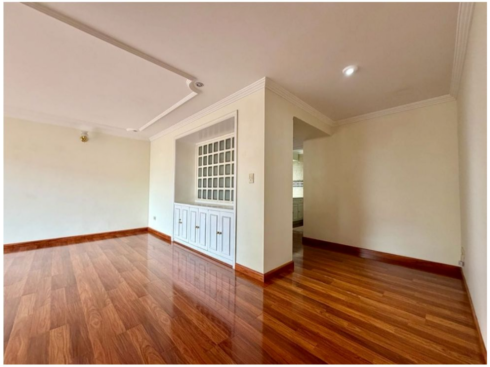 Apartamento en venta en Santa Barbara, Bogotá · foto 8 de 20