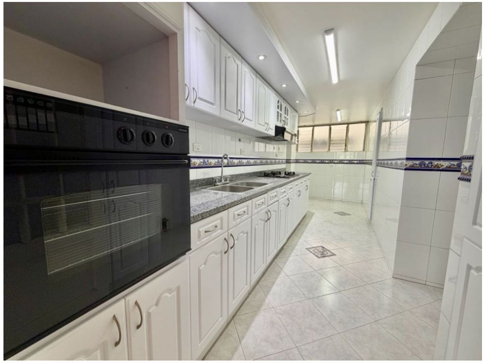 Apartamento en venta en Santa Barbara, Bogotá · foto 10 de 20