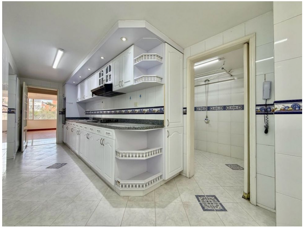 Apartamento en venta en Santa Barbara, Bogotá · foto 11 de 20