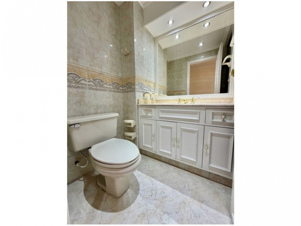 Apartamento en venta en Santa Barbara, Bogotá · foto 13 de 20