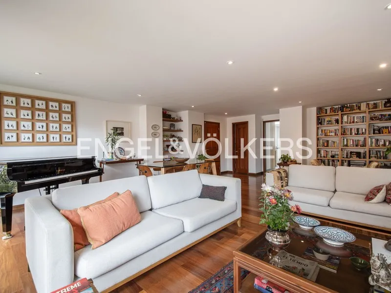 Apartamento en venta en El Virrey, Bogotá · foto 3 de 12