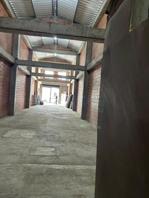Bodega en venta en Bretaña, Cali, 192 m² · foto 13 de 19