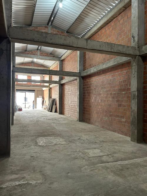 Bodega en venta en Bretaña, Cali, 192 m² · foto 8 de 19