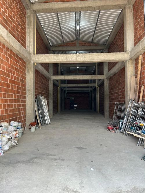 Bodega en venta en Bretaña, Cali, 192 m² · foto 18 de 19