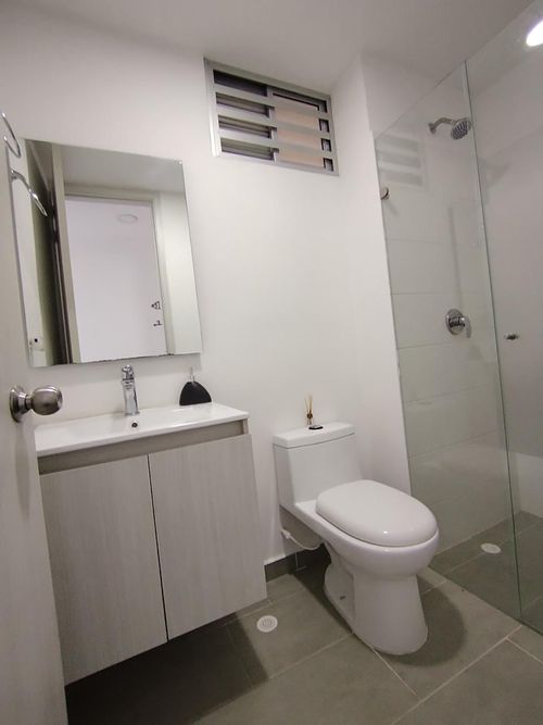 Apartamento de 2 alcobas en venta en Ub. Los Ocobos, Ibagué, 60 m² · foto 8 de 12