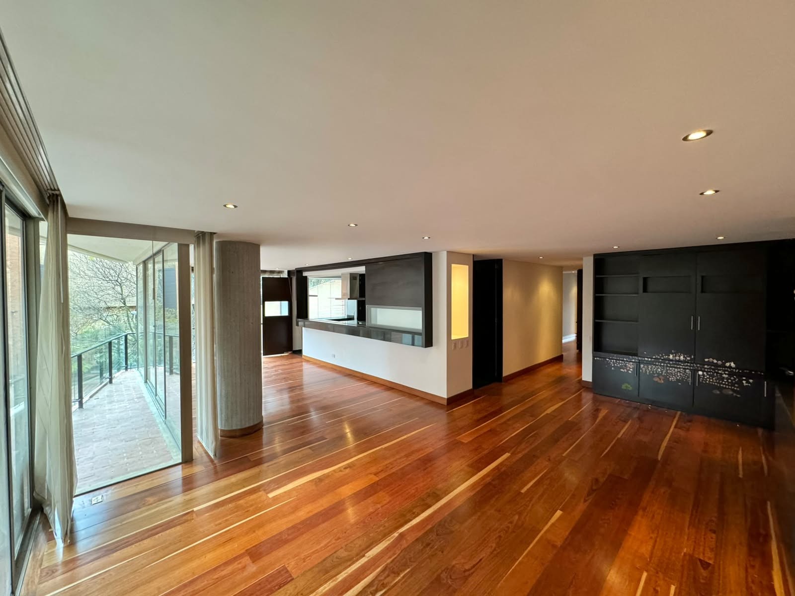 Apartamento en venta en Los Rosales, Bogotá · foto 7 de 15