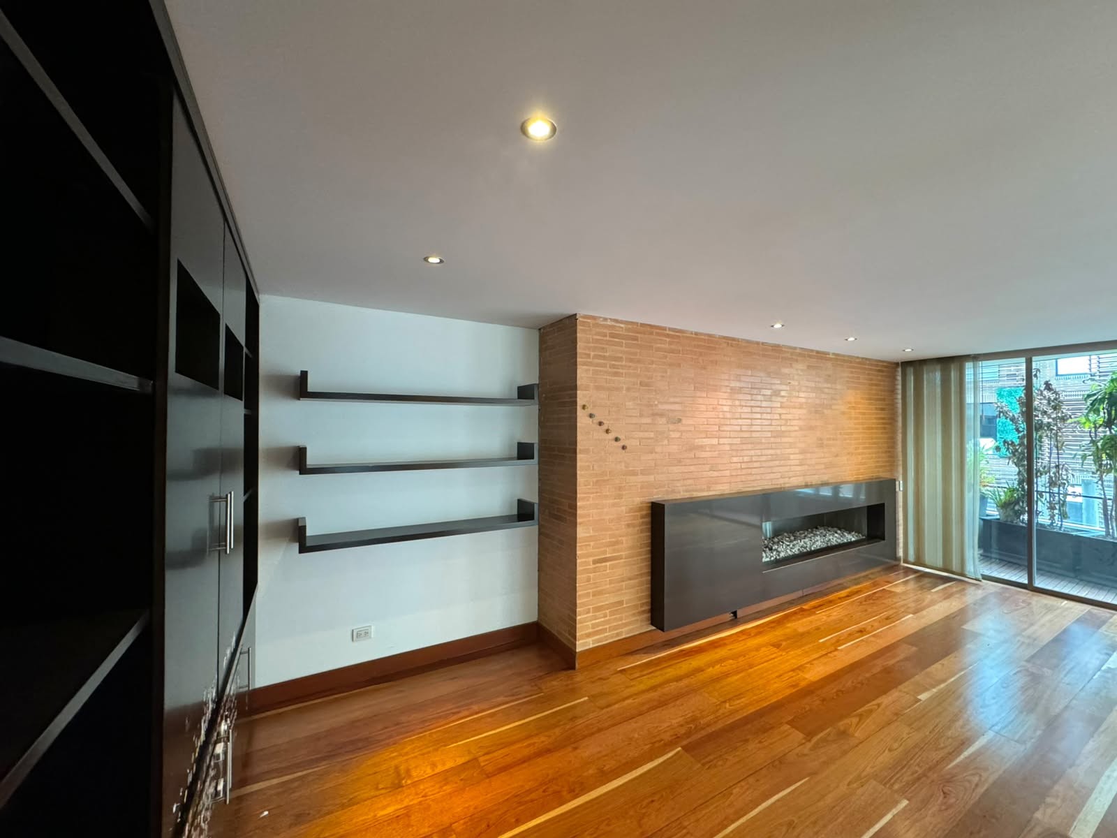 Apartamento en venta en Los Rosales, Bogotá · foto 4 de 15