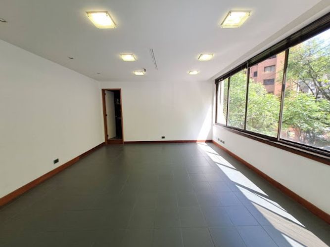 Oficina en arriendo en Milla De Oro, Medellín, 110 m² · foto 4 de 22