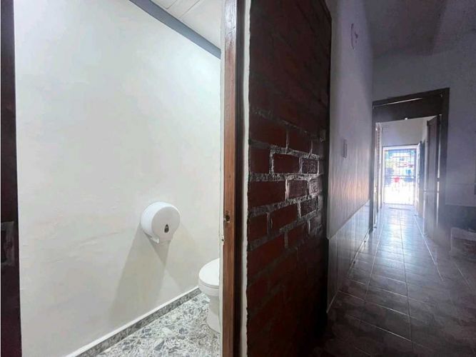 Local en arriendo en Caicedo, Medellín, 120 m² · foto 12 de 14