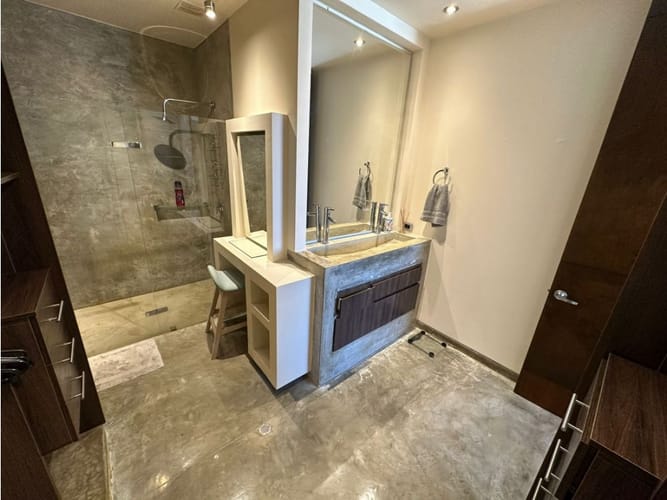 Apartamento de 2 alcobas en arriendo en Villa Del Este, Barranquilla, 118 m² · foto 12 de 16