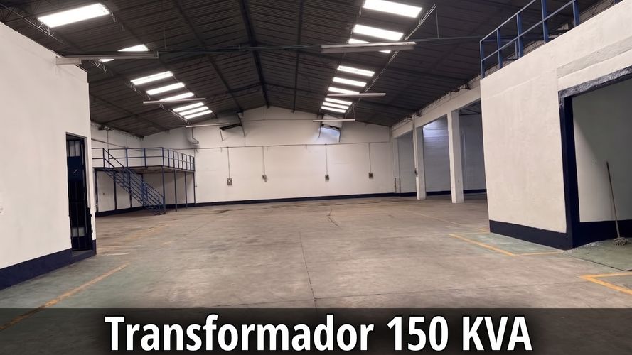Bodega en arriendo en Troncal, Cali, 1370 m² · foto 5 de 24