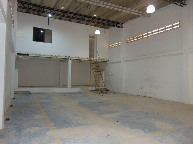 Bodega en arriendo en Torices, Cartagena, 323 m² · foto 2 de 19