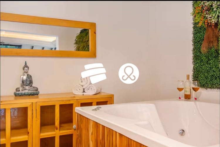 Casa de 4 alcobas en venta en El Tesoro, Medellín, 210 m² · foto 3 de 24