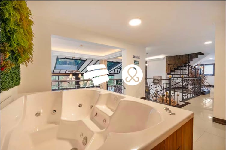 Casa de 4 alcobas en venta en El Tesoro, Medellín, 210 m² · foto 5 de 24