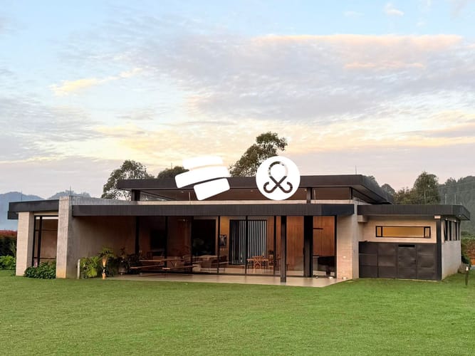 Casa de 4 alcobas en venta en El Carmen, El Retiro · foto 2 de 24