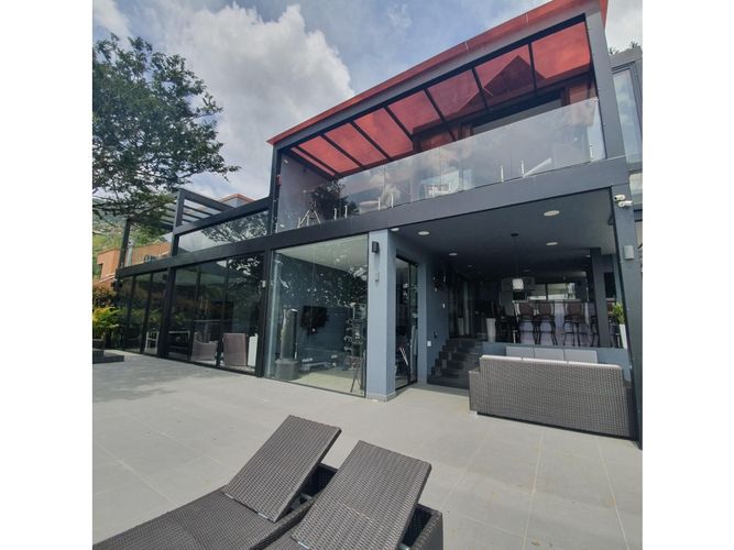 Casa de 4 alcobas en venta en Las Palmas, Medellín, 650 m² · foto 8 de 19