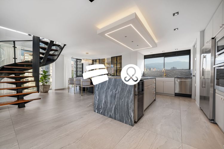 Apartamento de 3 alcobas en venta en Los Balsos, Medellín, 267 m² · foto 14 de 24