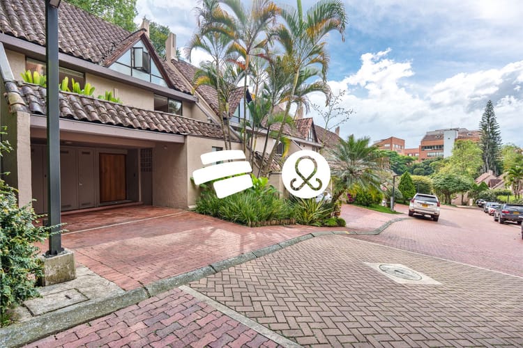 Casa de 3 alcobas en venta en El Poblado, Medellín, 262 m² · foto 24 de 24