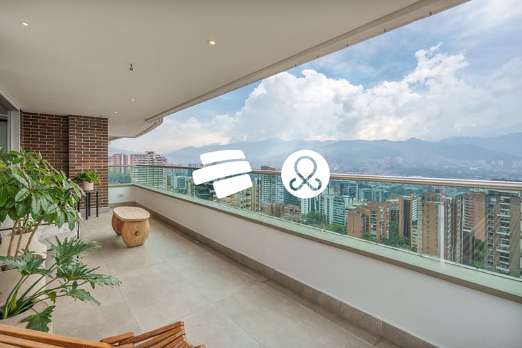 Apartamento de 2 alcobas en venta en El Poblado, Medellín, 140 m² · foto 4 de 24