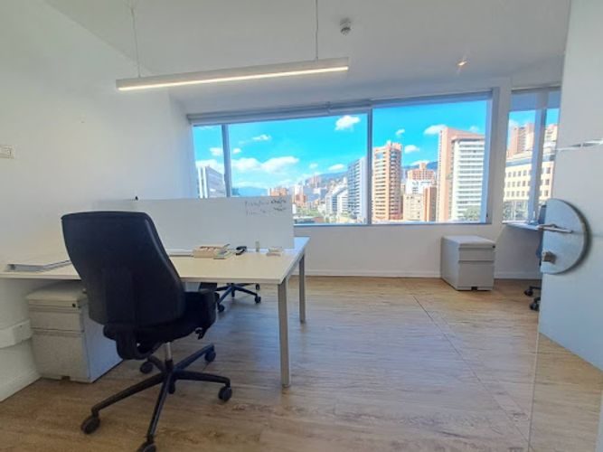 Oficina en arriendo en Milla De Oro, Medellín, 101 m² · foto 11 de 19