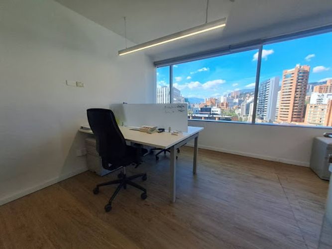 Oficina en arriendo en Milla De Oro, Medellín, 101 m² · foto 12 de 19