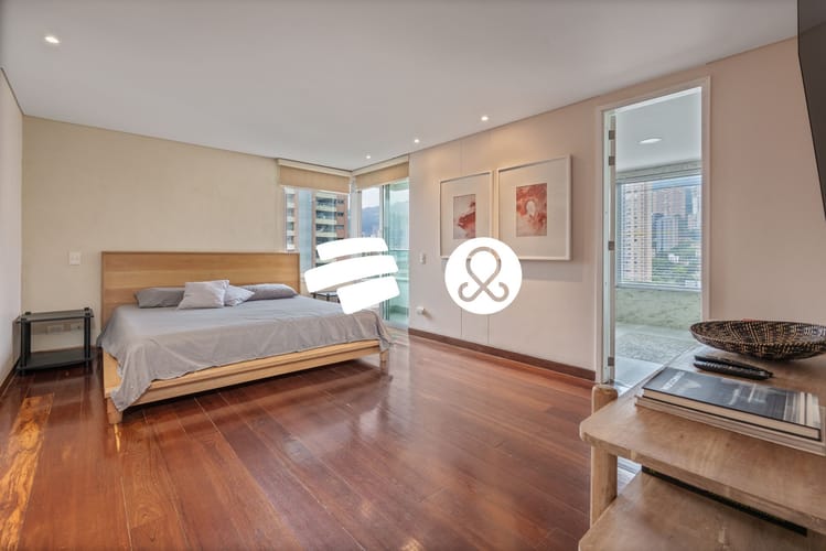 Apartamento de 2 alcobas en venta en El Poblado, Medellín, 140 m² · foto 15 de 24