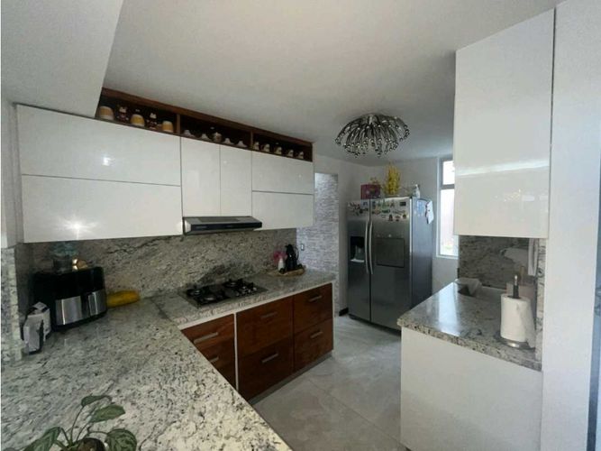 Casa de 3 alcobas en venta en Alfaguara, Jamundí, 210 m² · foto 6 de 24