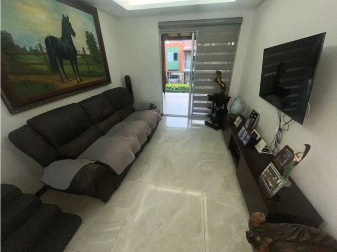 Casa de 3 alcobas en venta en Alfaguara, Jamundí, 210 m² · foto 18 de 24