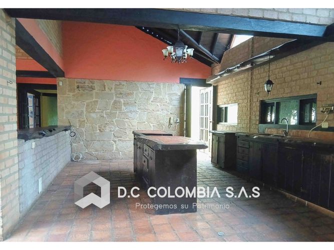 Casa de 4 alcobas en venta en Laura Vicuña, Chía, 219 m² · foto 3 de 18