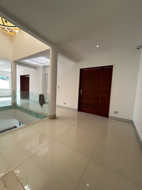 Casa de 7 alcobas en venta en Ciudad Jardin, Cali, 400 m² · foto 18 de 22