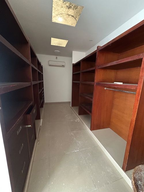 Casa de 7 alcobas en venta en Ciudad Jardin, Cali, 400 m² · foto 16 de 22