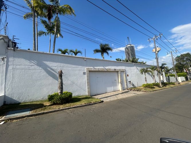 Casa de 7 alcobas en venta en Ciudad Jardin, Cali, 400 m² · foto 21 de 22