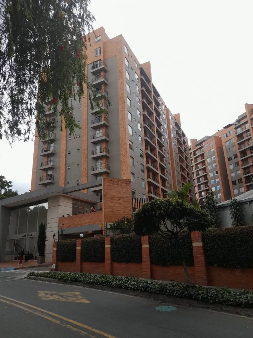 Apartamento en venta en Recodo Del Country, Bogotá · foto 3 de 24