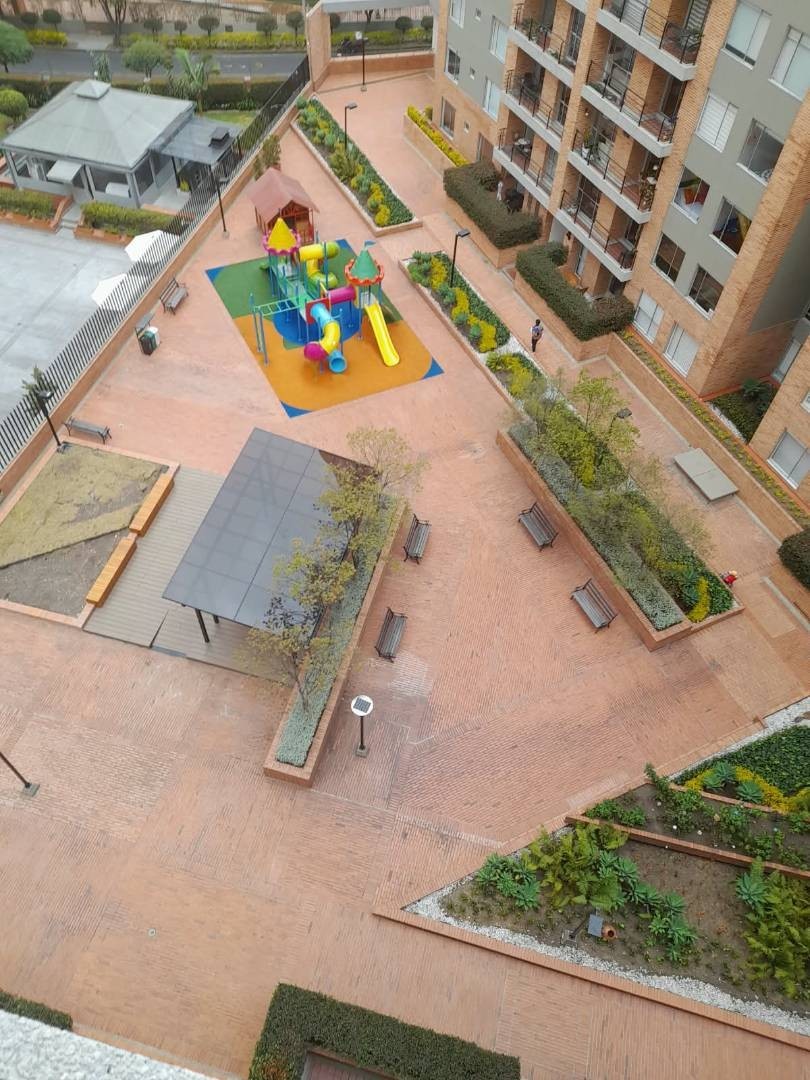 Apartamento en venta en Recodo Del Country, Bogotá · foto 10 de 24