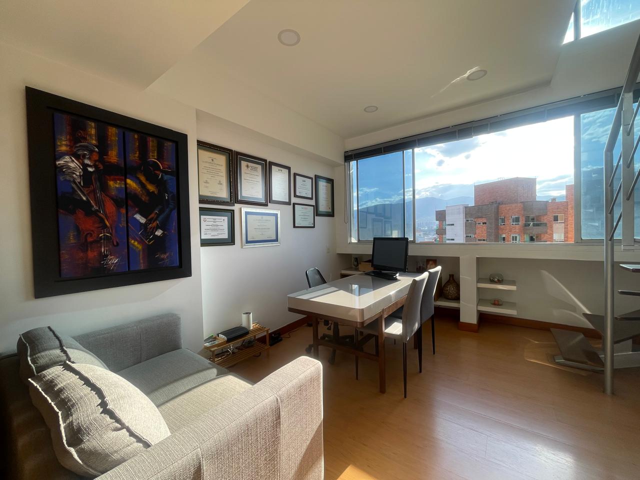 Apartamento en venta en El Poblado, Envigado · foto 4 de 23
