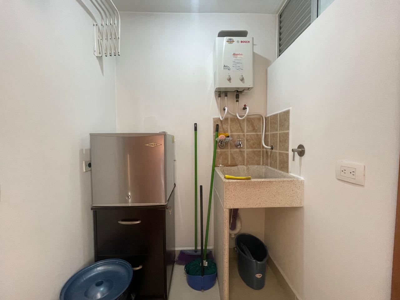 Apartamento en venta en El Poblado, Envigado · foto 7 de 23